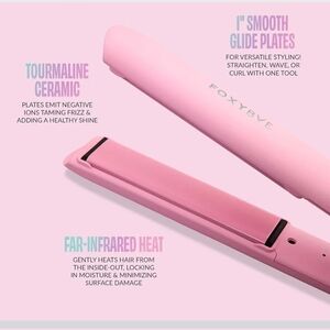 FoxyBae Party Pink Hair Straightener Limited Edition 💗